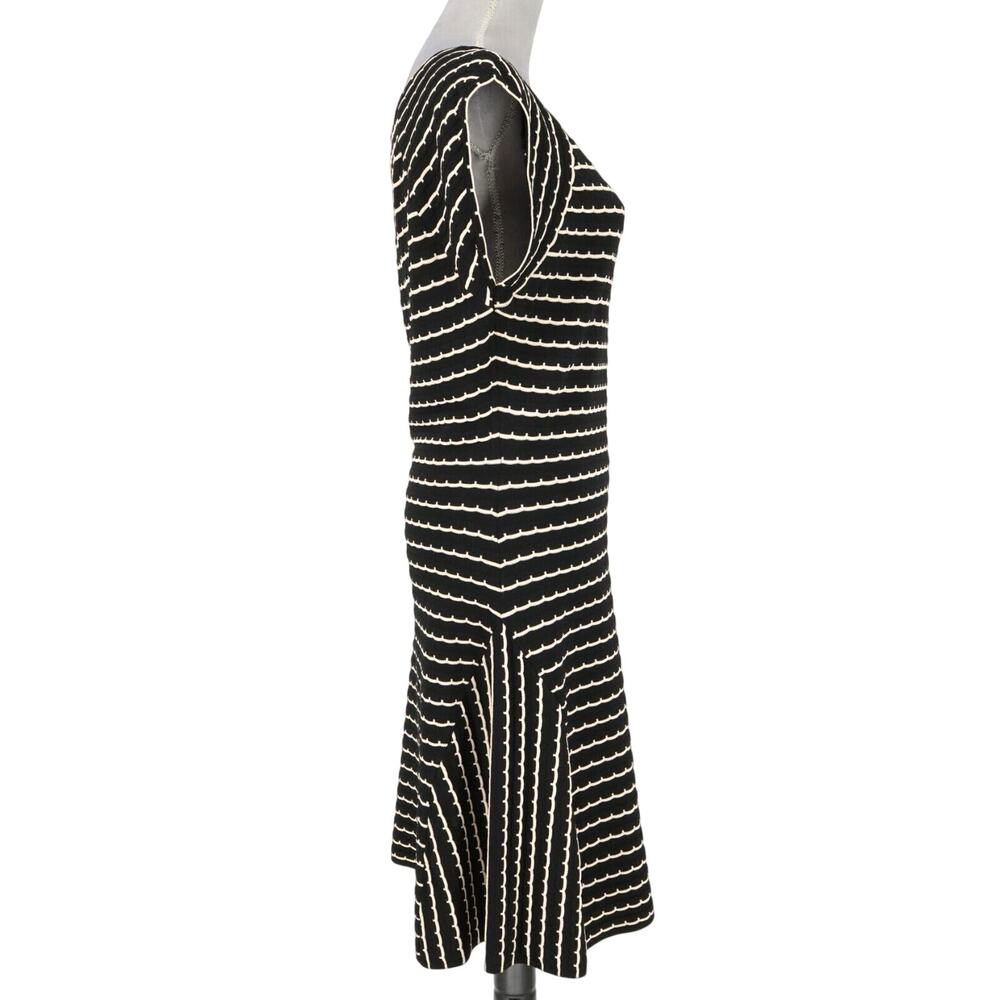 Jessica Simpson Sweater Dress Womens XL Black Ivory Stripes Knit Fit n Flare - Picture 11 of 12
